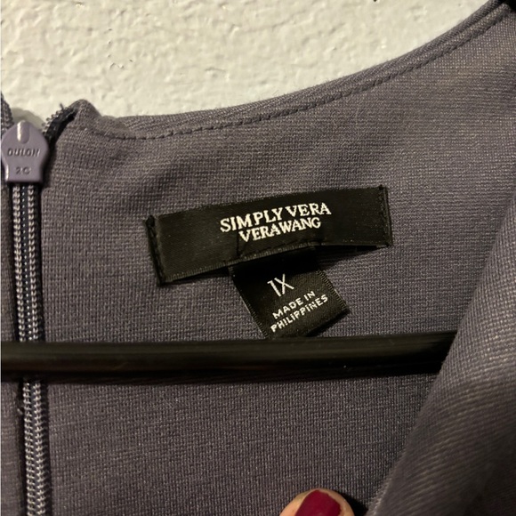 NWOT grey peplum top, 1x, simply Vera by Vera wang - Picture 6 of 9